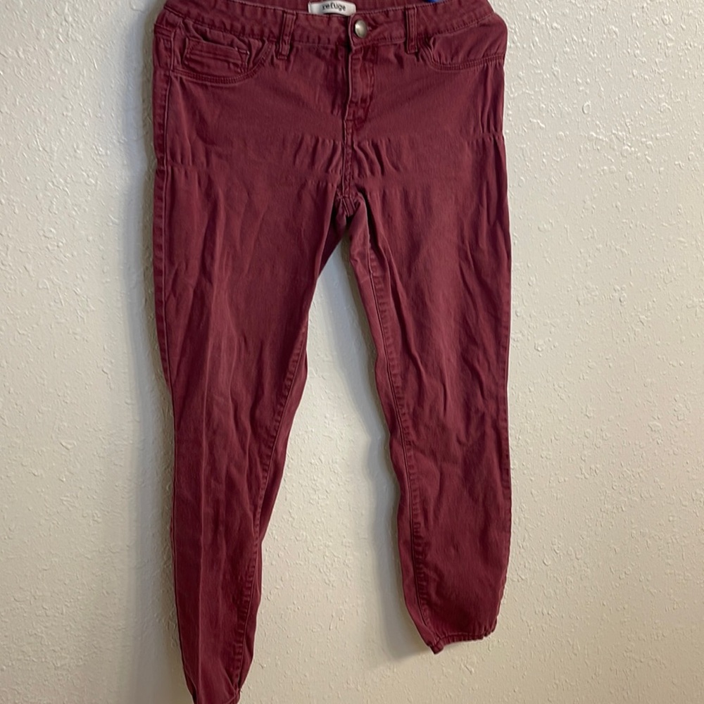Refuge size 8 $15